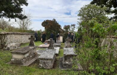 Accompagner une famille en deuil, quel témoignage ?