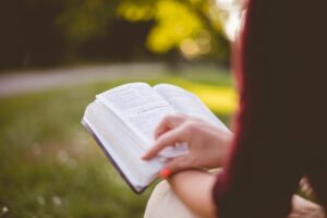 Lire la Bible aide à espérer