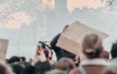 La jeunesse, ce poil à gratter